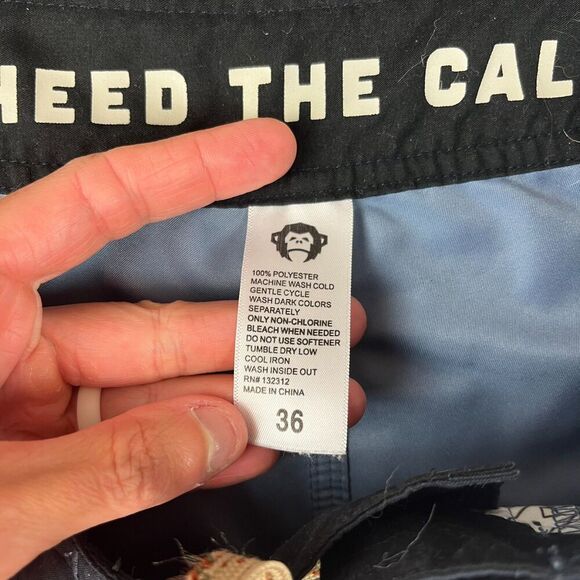 Howler Bros Board Shorts Heed The Call Floral Blue Men's 36 9.5" Inseam Swim - Picture 7 of 13